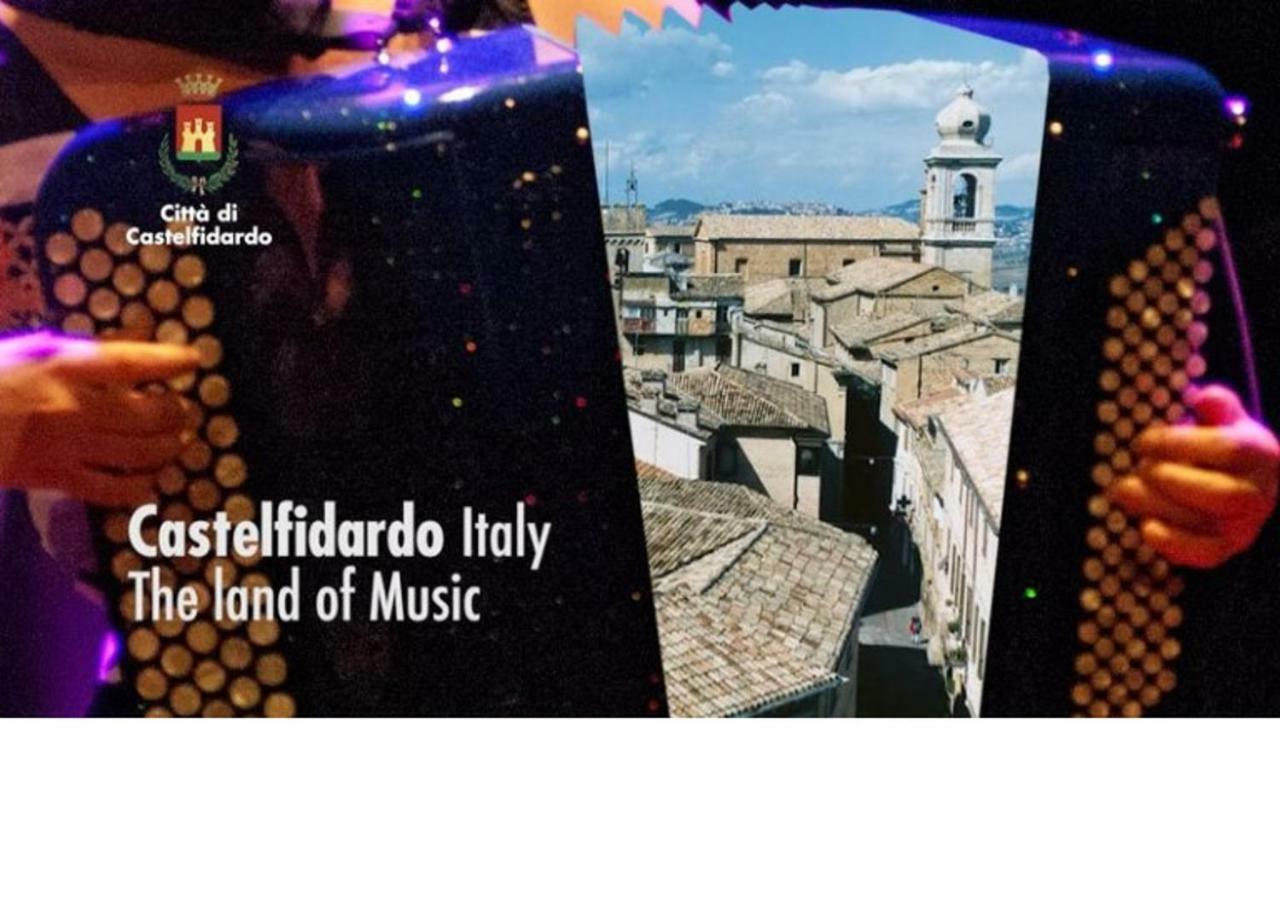 La Dolce Vita Castelfidardo Bagian luar foto